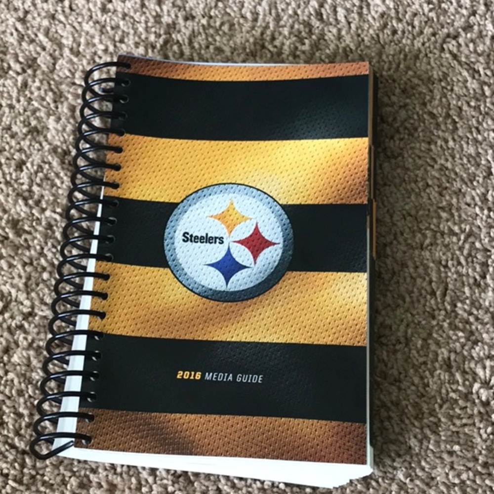 Steelers Media Guide with Spiral Binding